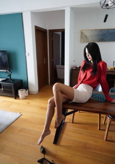 两女一杯电影_1080在线视频播放