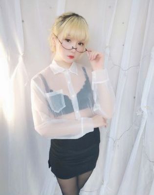 大胸姐妹韩国_蓝光免费观看视频